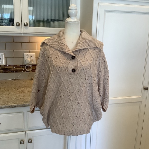 St. John's Bay Sweaters - St John’s Bay Tan Cable Knit Poncho Sweater Size Large